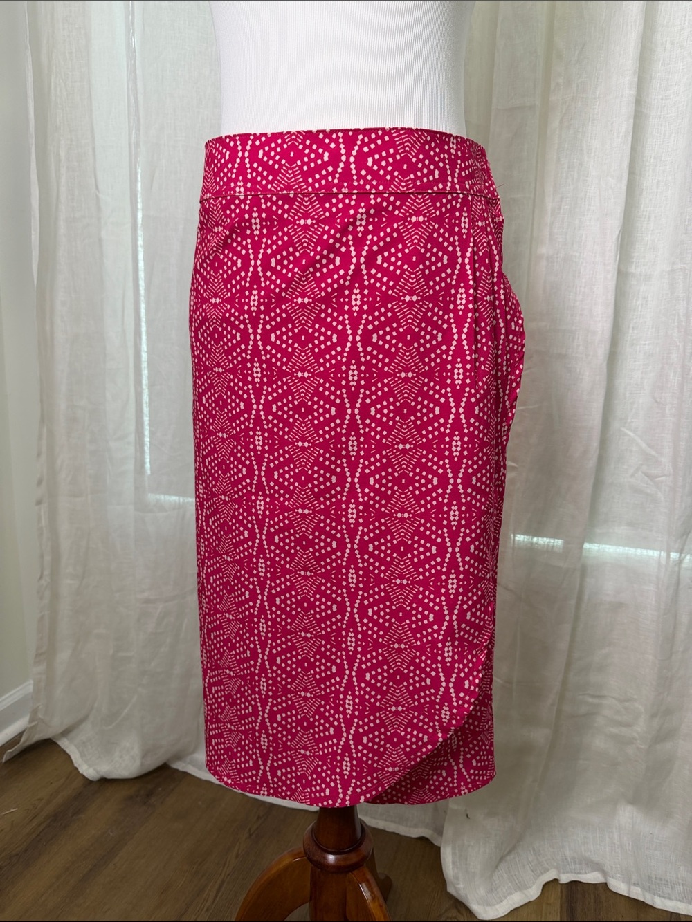 Ripskirt Printed Midi Pencil Skirt in Fuchsia